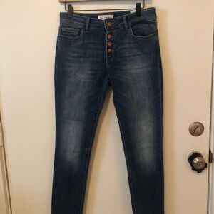 DL1961 Blue Skinny Jeans with Stretch and Faded Wash